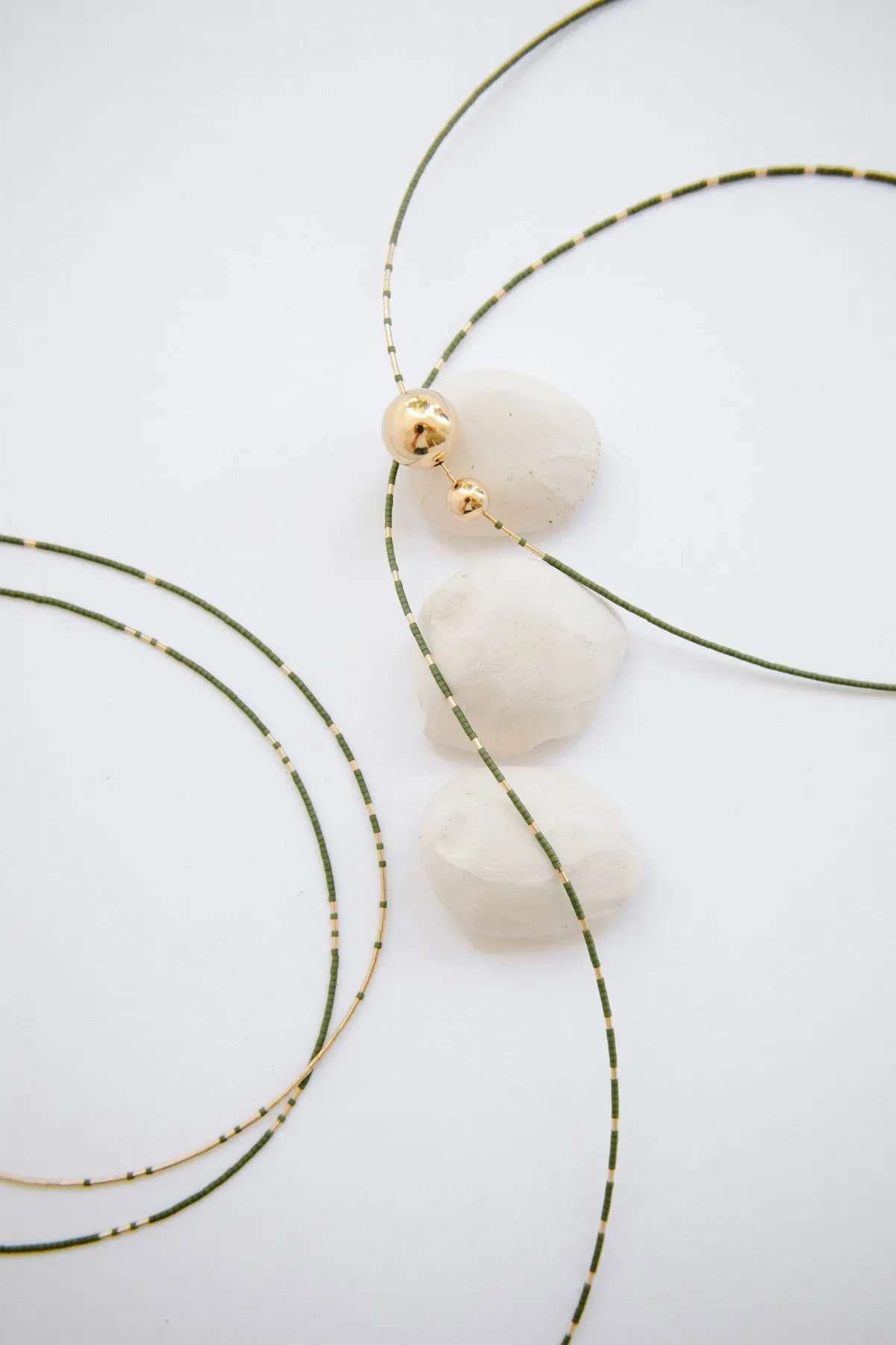 Mimas Necklace, Palm