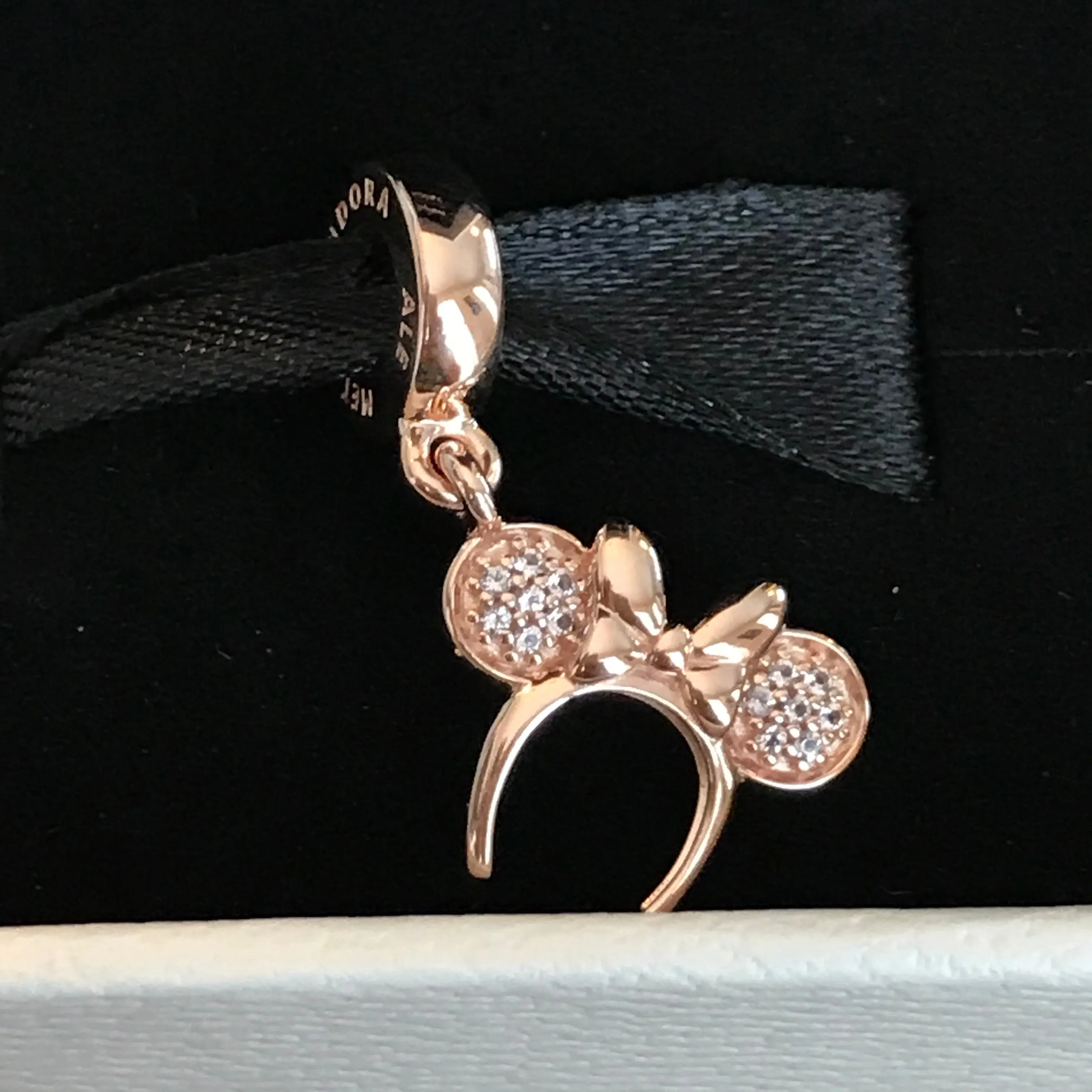 Pandora Rose Minnie Ear Headband Disney Parks Exclusive Dangle Charm